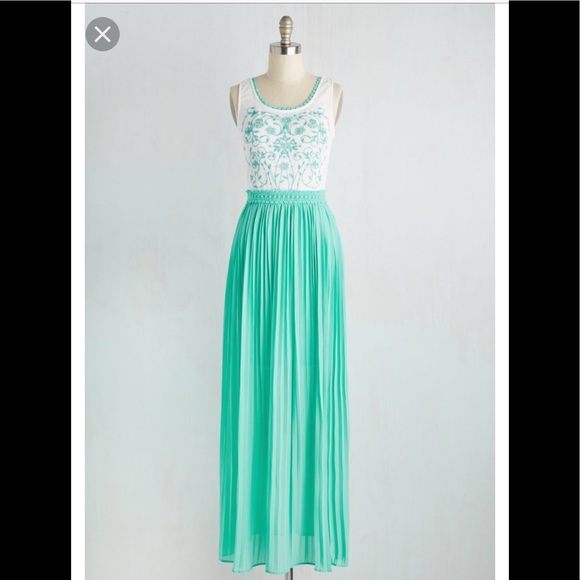 NWOT ModCloth Summer Maxi Dress in size Large - Picture 1 of 6
